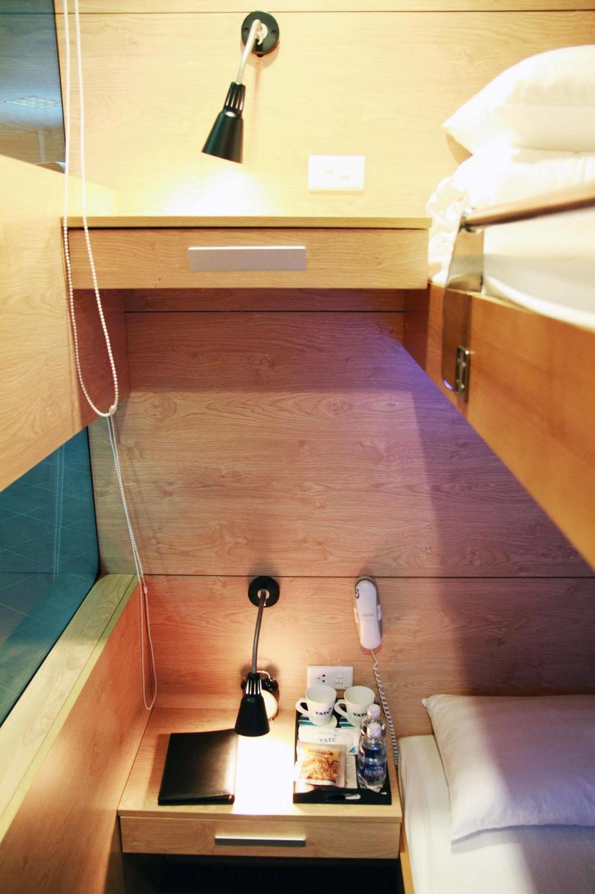 Hotel Vatc Sleep Pod Terminal 1 Noi Bai Exterior foto